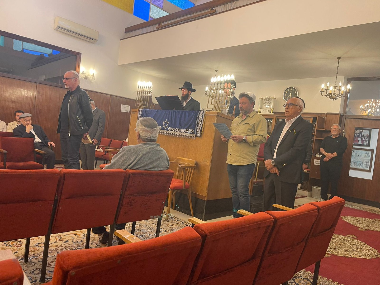 תמונה מבית הכנסת אגאדיר